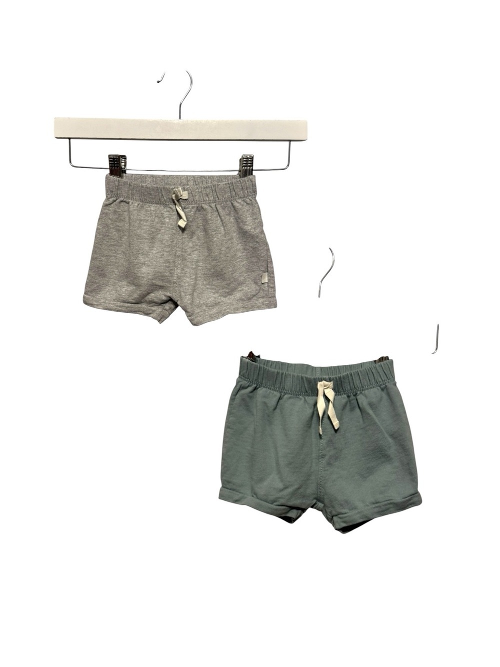 ⭐️ 5/$30 Little Planet Kids Shorts Bundle (x2) size 18M